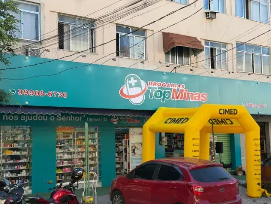 Fachada da Drogarias TopMinas na Rua Chapadinha, 15, Inhaúma
